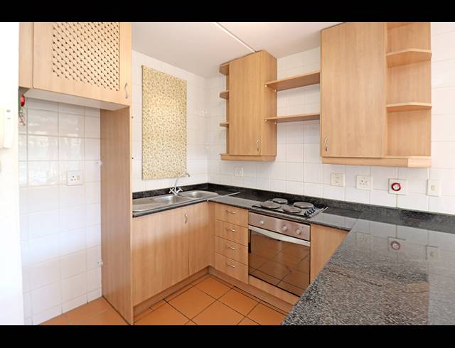 2 BEDROOM TOWNHOUSE FOR SALE IN BEDFORD GARDENS